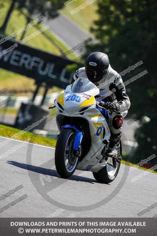 cadwell no limits trackday;cadwell park;cadwell park photographs;cadwell trackday photographs;enduro digital images;event digital images;eventdigitalimages;no limits trackdays;peter wileman photography;racing digital images;trackday digital images;trackday photos